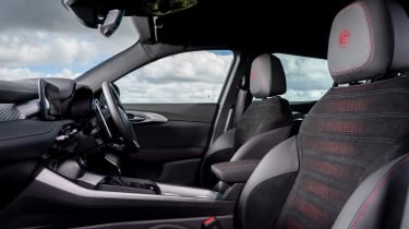 Alfa Romeo Tonale review – interior