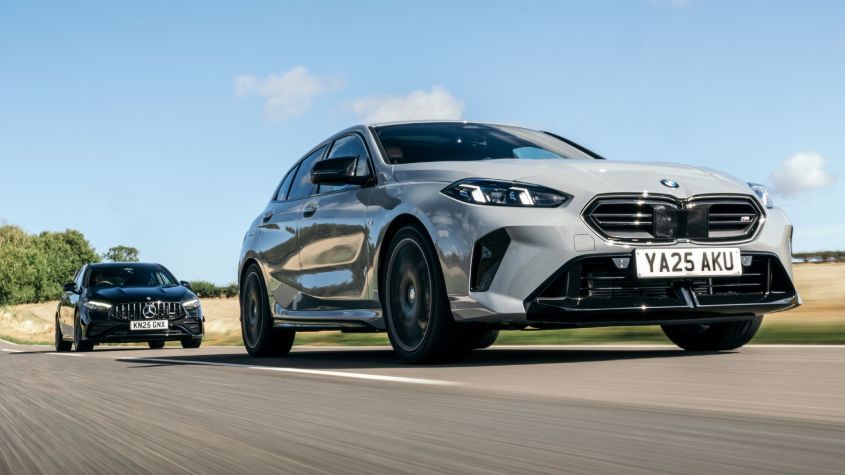 BMW M135 対 メルセデス-AMG A35 – 5万ポンドのホットハッチ最強はどっち？