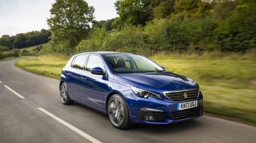 Peugeot 308 2019 - front tracking