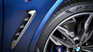 BMW X3 M40i - side detail