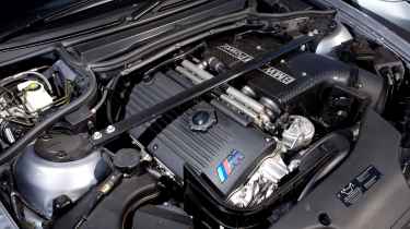 BMW M3 CSL engine