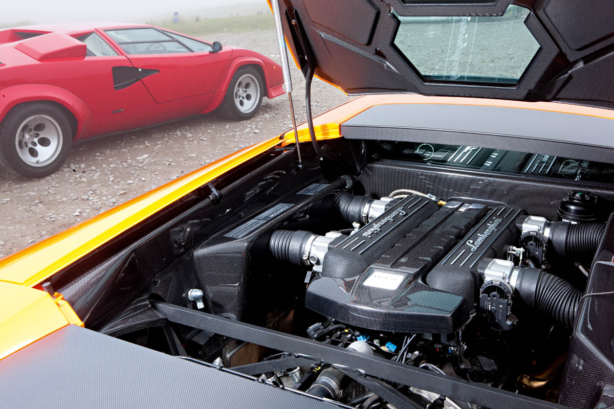 Lamborghini Aventador, Countach, Diablo, Murcielago review pictures | evo