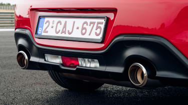 Toyota GR86 int review – exhaust pipes