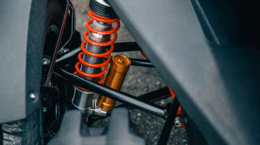 Ariel Nomad 2 – suspension