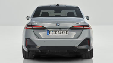 BMW 5-series – static tail