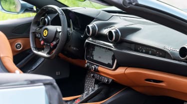 Ferrari Portofino M – cabin