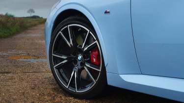 BMW M240i xDrive – wheel