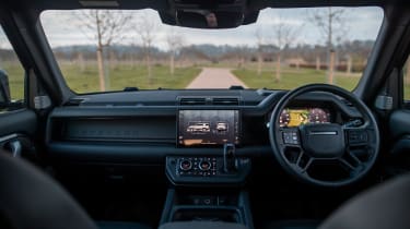 Land Rover Defender 130 V8 - interior
