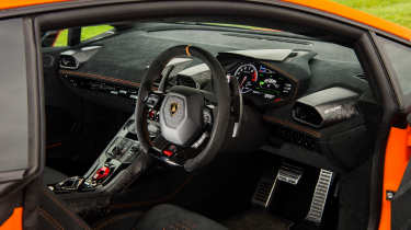Lamborghini Huracán Performante interior