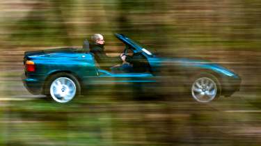 BMW Z1 side