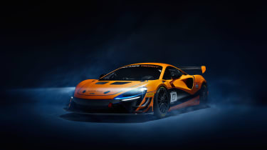 McLaren Artura Trophy – front