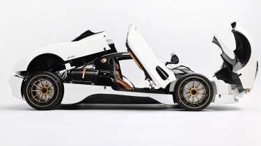Pocher Pagani Utopia