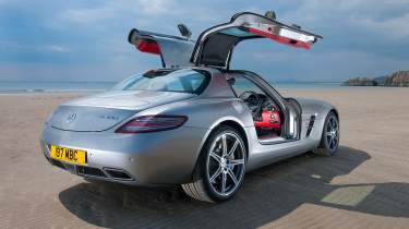 Mercedes SLS AMG