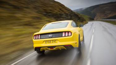 Ford Mustang (S550) rear