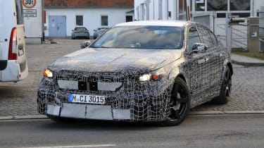 BMW M5 2024 prototype – front quarter 