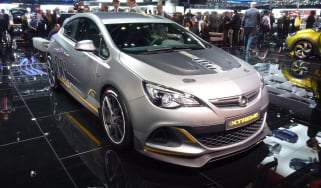 Vauxhall Astra VXR Extreme carbon bonnet