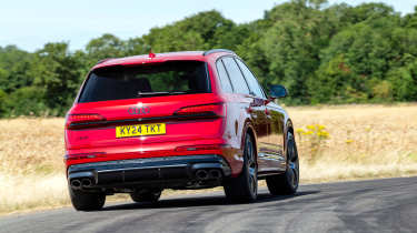 Audi SQ7 – rear