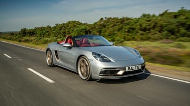 Porsche 718 Boxster 25 – front tracking