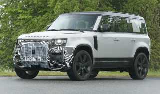 Land Rover Defender 2027 front