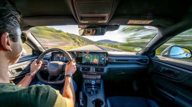 Ford Mustang Dark Horse – interior