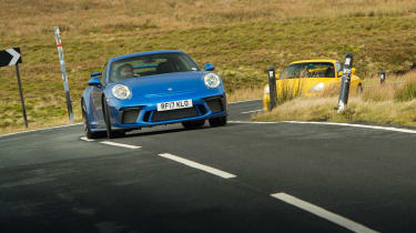 Porsche 911 GT3 991 and 996