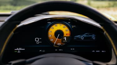 Ferrari 12 Cilindri interior