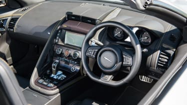 Jaguar F-type 400 Sport interior