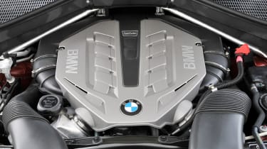 BMW X6 engine