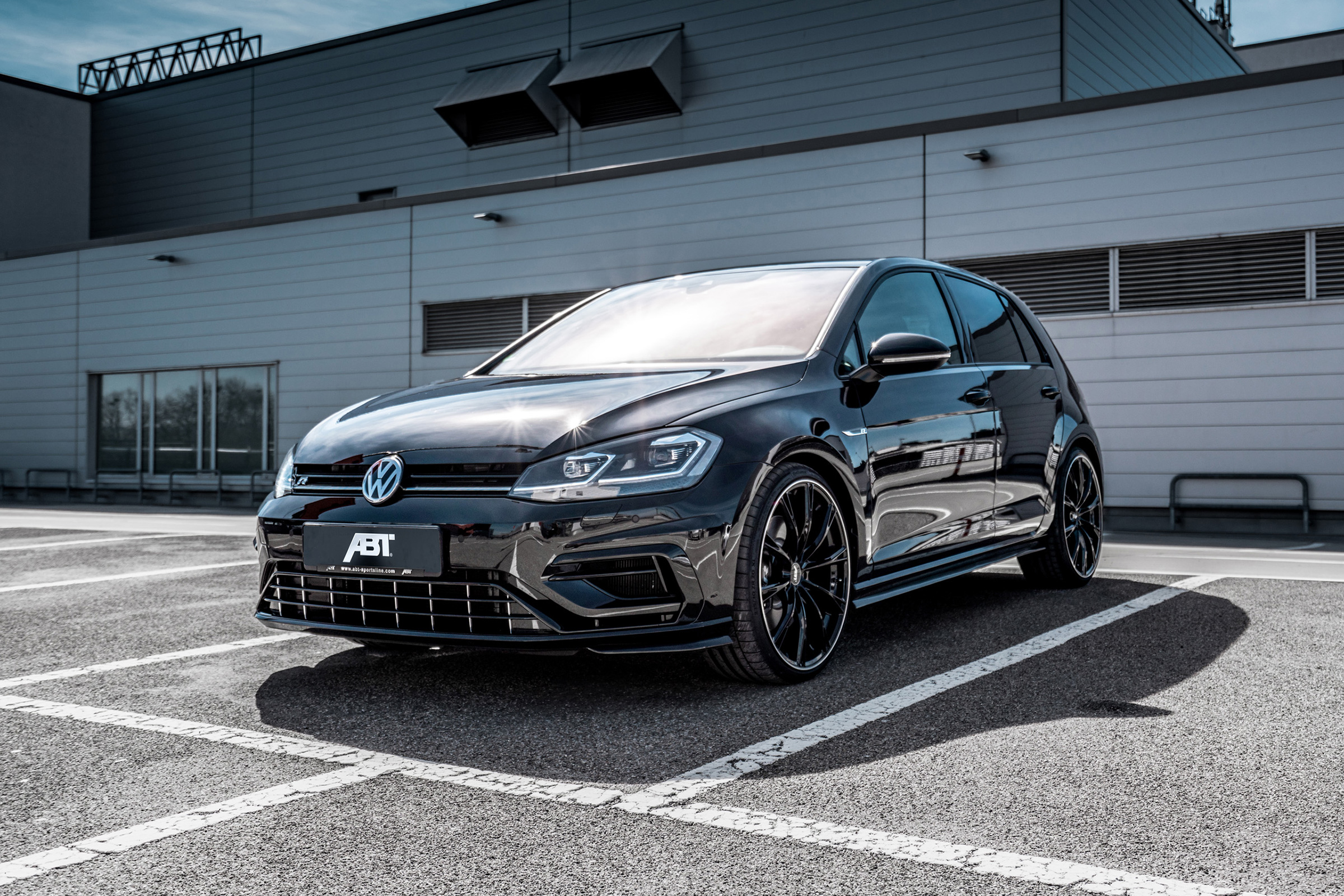 German tuner Abt’s upgrade takes 2019 Volkswagen Golf R power to 345bhp ...