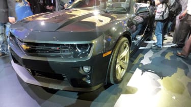 2011 Los Angeles motor show: Chevrolet Camaro ZL1 roadster