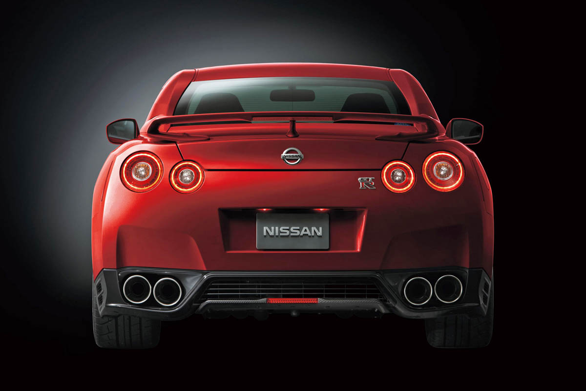 Nissan Gt R 14 Model Year Pictures Evo
