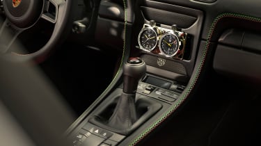 Porsche Cayman GT4 RS Panamericana – stop watch
