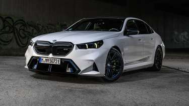 G90 BMW M5 saloon