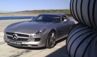 Mercedes SLS AMG supercar