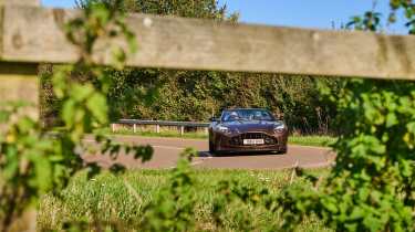 Aston Martin DB12 Volante v Maserati GranCabrio