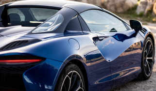 McLaren Artura Spider