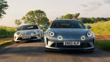 Alpine A110 S Enstone Edition – twin tracking