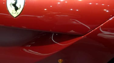 Ferrari F12 Berlinetta front wing aero