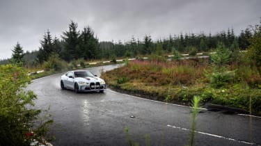 BMW M4 CSL – slide