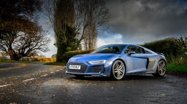 Audi R8 front