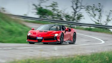 Ferrari SF90 XX Spider – front