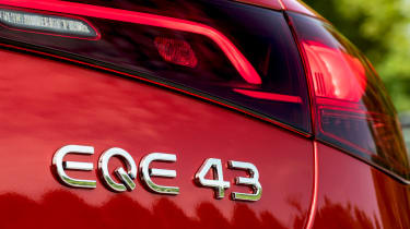 Mercedes-AMG EQE43 – badge