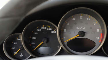 Porsche 911 GT3 instruments