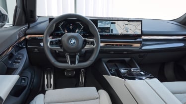 BMW i5 – interior
