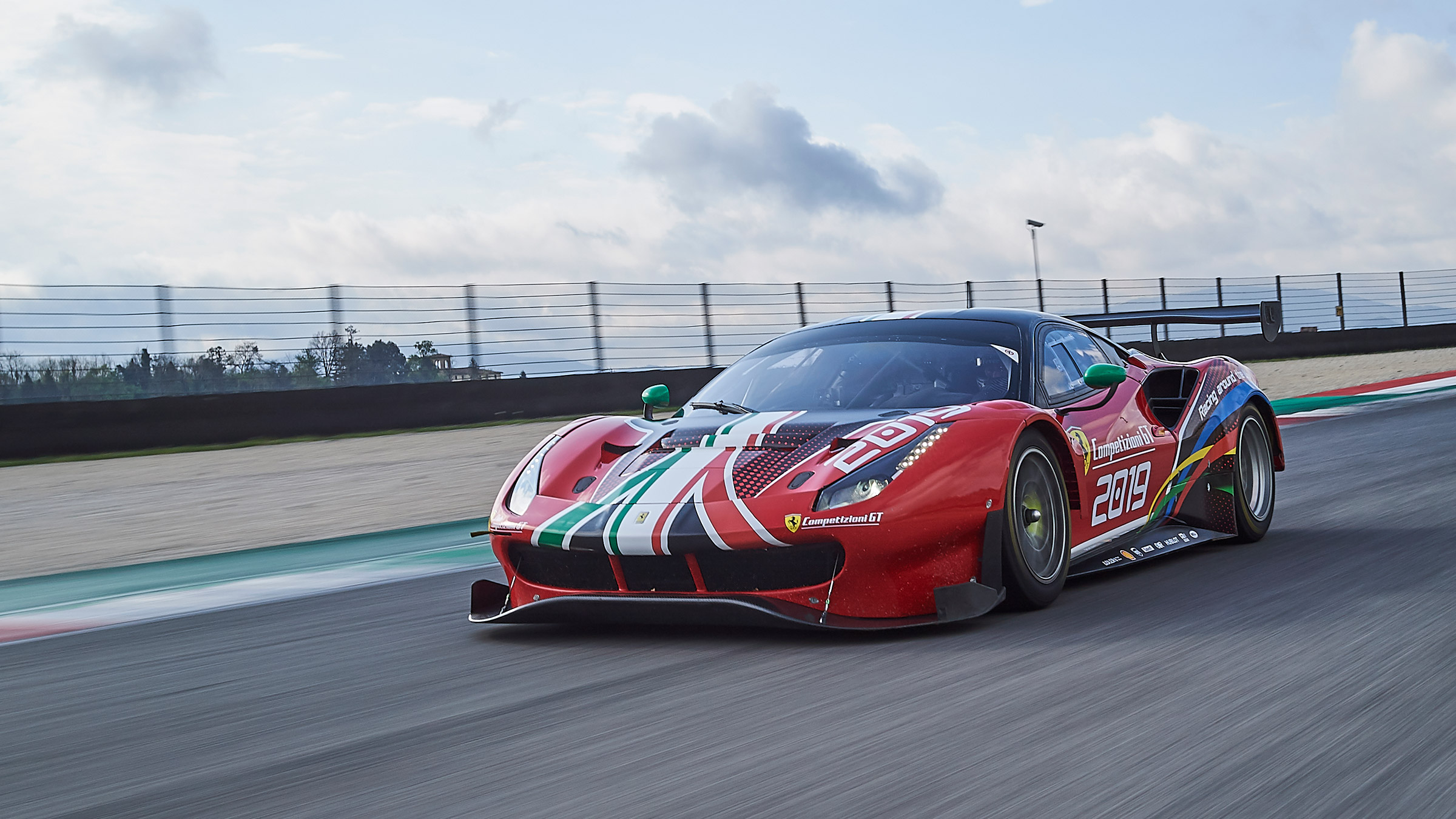 Driving a Ferrari 488 GT3 – Richard Meaden drives the racer that inspires  the road cars