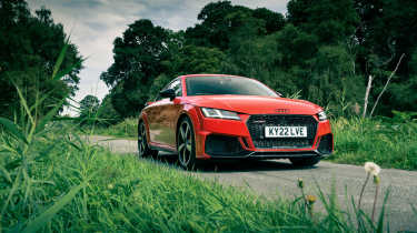 Audi TT RS fast fleet front