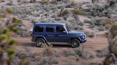 Mercedes G500 – side