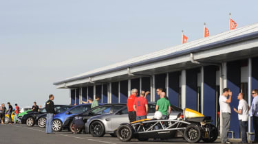 evo dunlop track competition Bedford pitlane