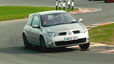 Renault Megane R.S 225 Trophy front track