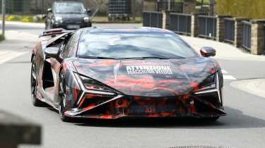 Lamborghini Revuelto SV spies